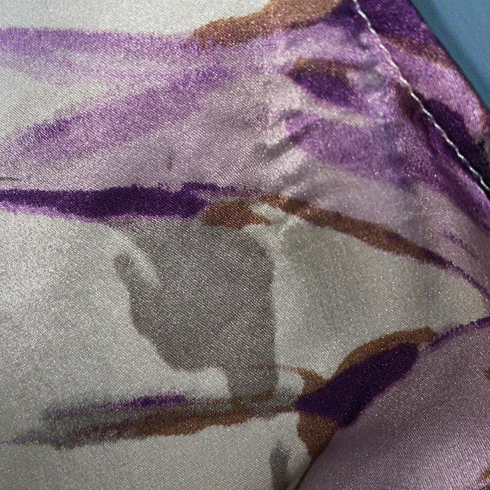 St. John evening 100% silk beaded floral cream purple sleeveless blouse - Picture 9 of 10